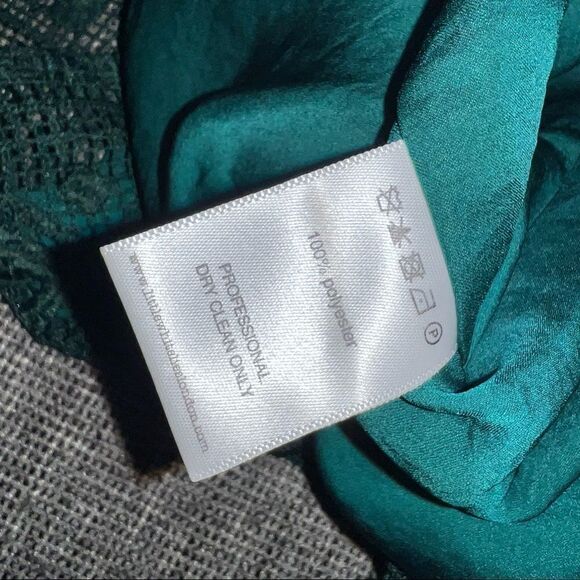 Little White Lies For UO Abi Geo Lace Dress NWT Medium - Picture 7 of 10